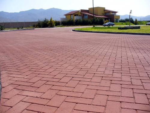 「壓模地坪」壓模地坪是具藝術(shù)性和特殊裝飾要求的地面材料 「壓模地坪」壓模地坪是具藝術(shù)性和特殊裝飾要求的地面材料