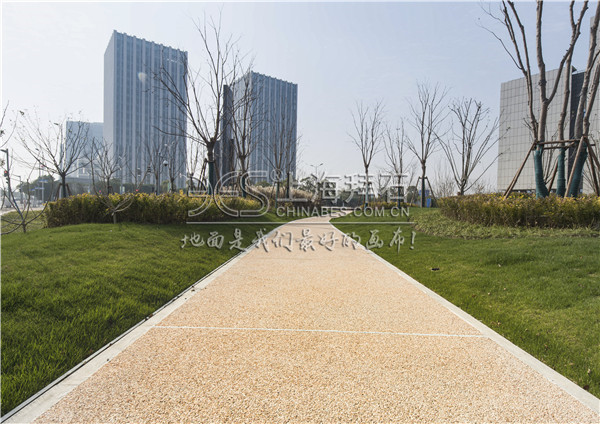 上海共康四村透水混凝土項目項目地點：上海應用產(chǎn)品：透水混凝土項目規(guī)模：中型項目時間：2019.5透水混凝土透水混凝土透水混凝土透水混凝土透水混凝土透水混凝土透水混凝土