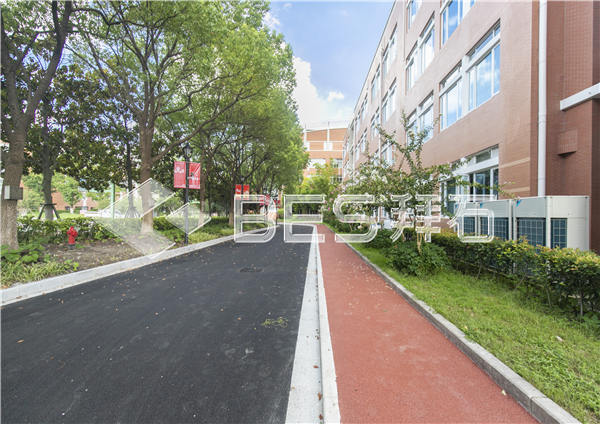 華師大附屬二中 華師大附屬二中