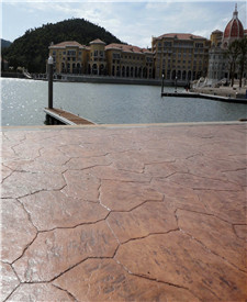 平湖九龍山壓模地坪項(xiàng)目