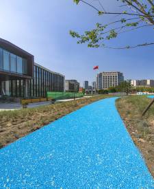 上海普陀云嶺東路藍(lán)色膠粘石項(xiàng)目